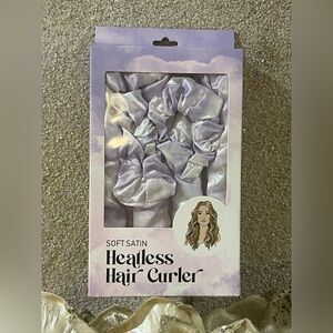 Soft Satin Heatless Hair Curler in Lavender